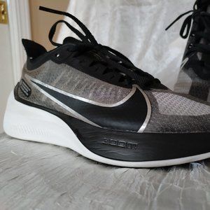Nike Zoom Gravity Black Grey White